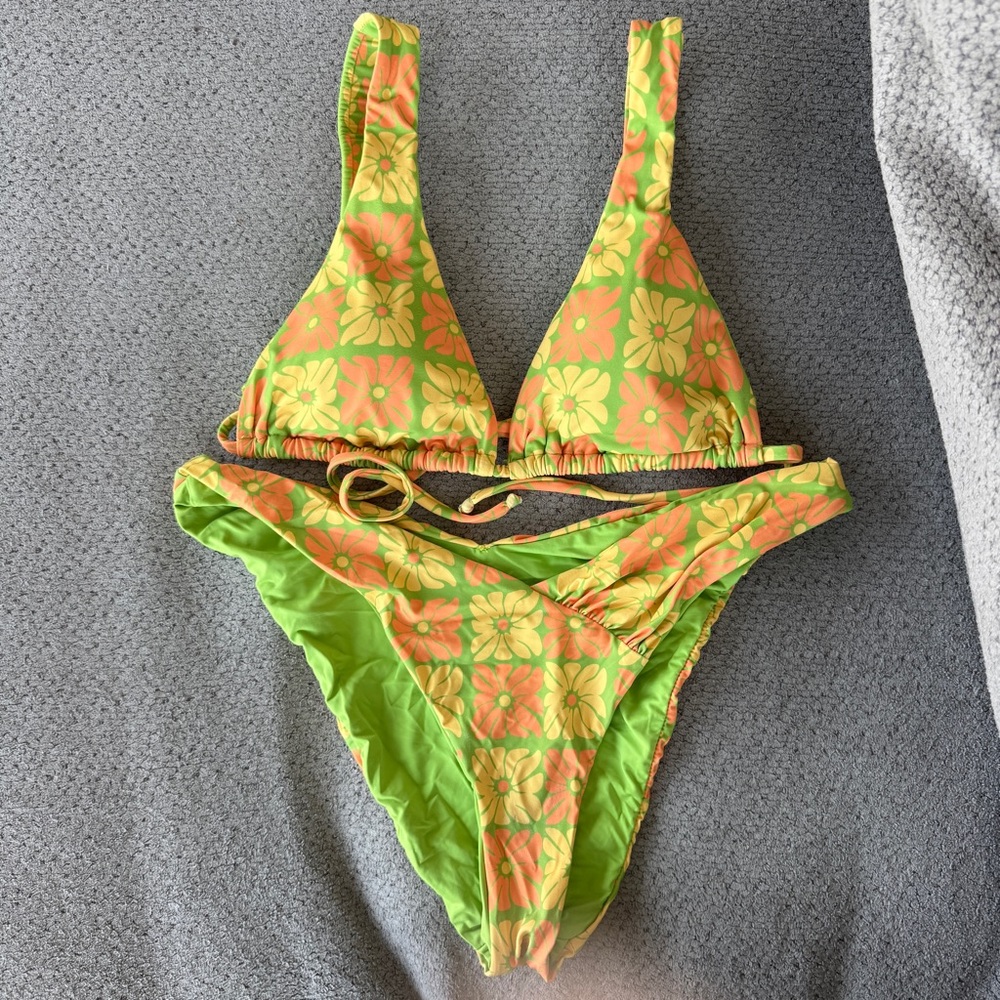 Dippin’ Daisy’s Bikini Set